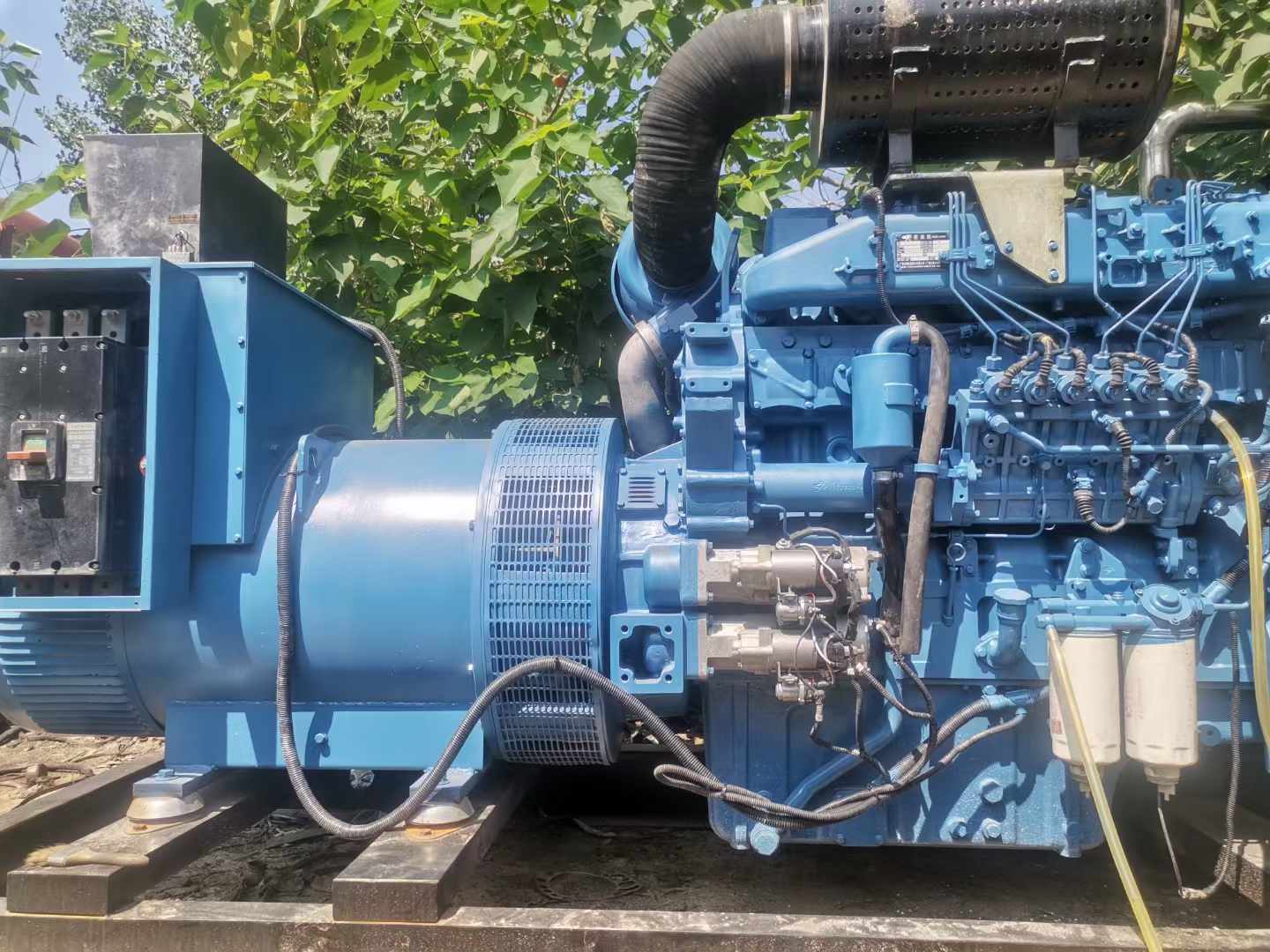 城口详细说明降低 800kW 柴油发电机输出电流波动的方法